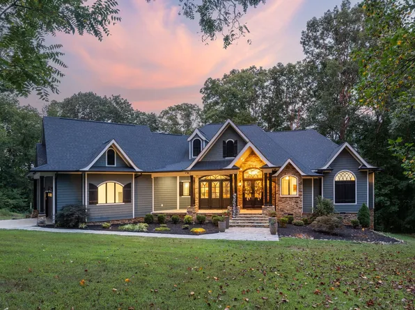 74 Pine Lake Rd, Summertown, TN 38483