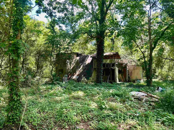 102 Walnut Rd, Glenwood, AR 71943