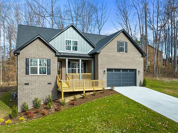 2nd image of 637 Ewell Dr