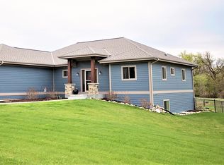 N7743 Cresthill Dr, East Troy, WI 53120