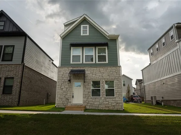 1327 S Van Buren Ave, Fayetteville, AR 72701