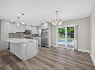 316 La Mancha Ave, Royal Palm Beach, FL 33411