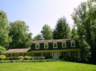 10213 Old Hunt Rd, Vienna, VA 22181