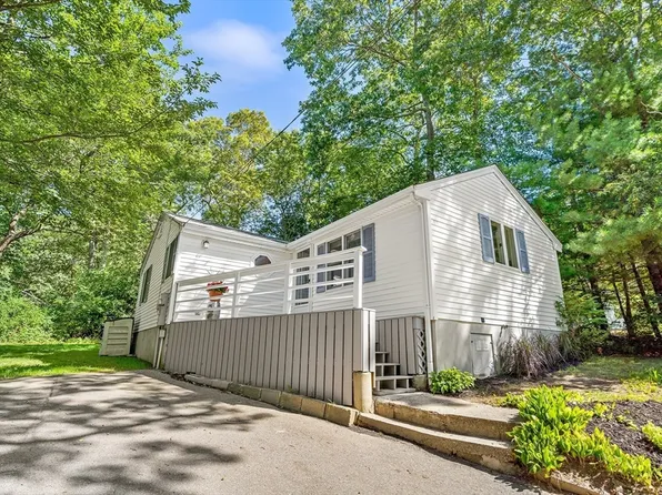 63 Briggs Ave, Plymouth, MA 02360