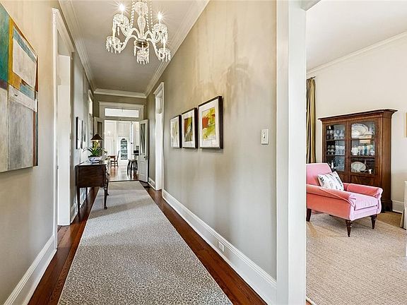 3rd image of 32 Orpheum Ave