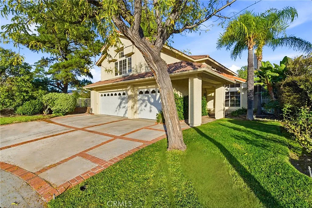 5 bed, 2804 sqft, $5,500 — Photo 3