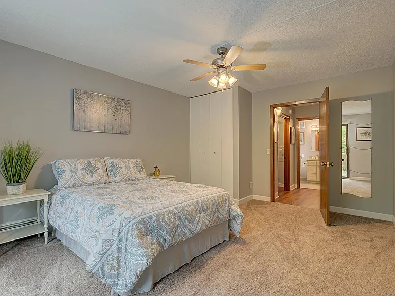 10531 Cedar Lake Rd #213 — Photo 10
