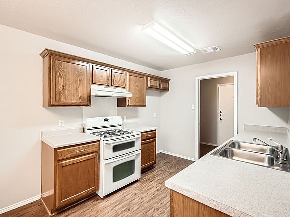 5th image of 11316 Canterbury Tales Ln