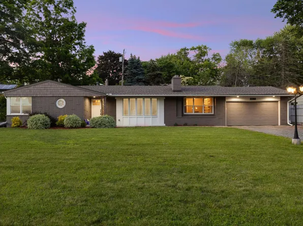 4808 Dunberry Ln, Edina, MN 55435