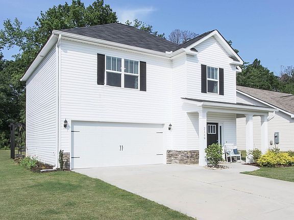3rd image of 2119 Newberry Landing Cir