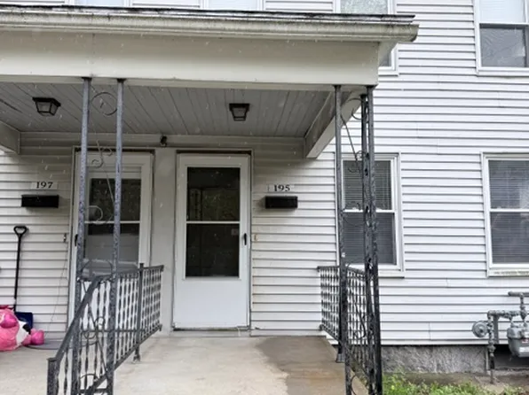 195 Green St #195, Clinton, MA 01510