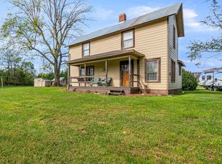 483 Store Hill Rd, Austinville, VA 24312