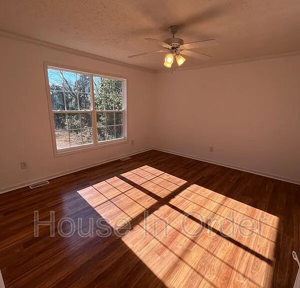 40 Wildwood Park — Photo 8