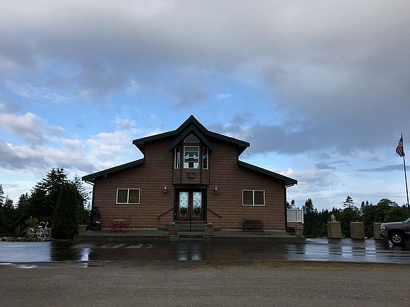2nd image of 4275 Terrace Dr
