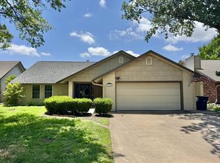 3641 Lakeshore Dr, Enid, OK 73703