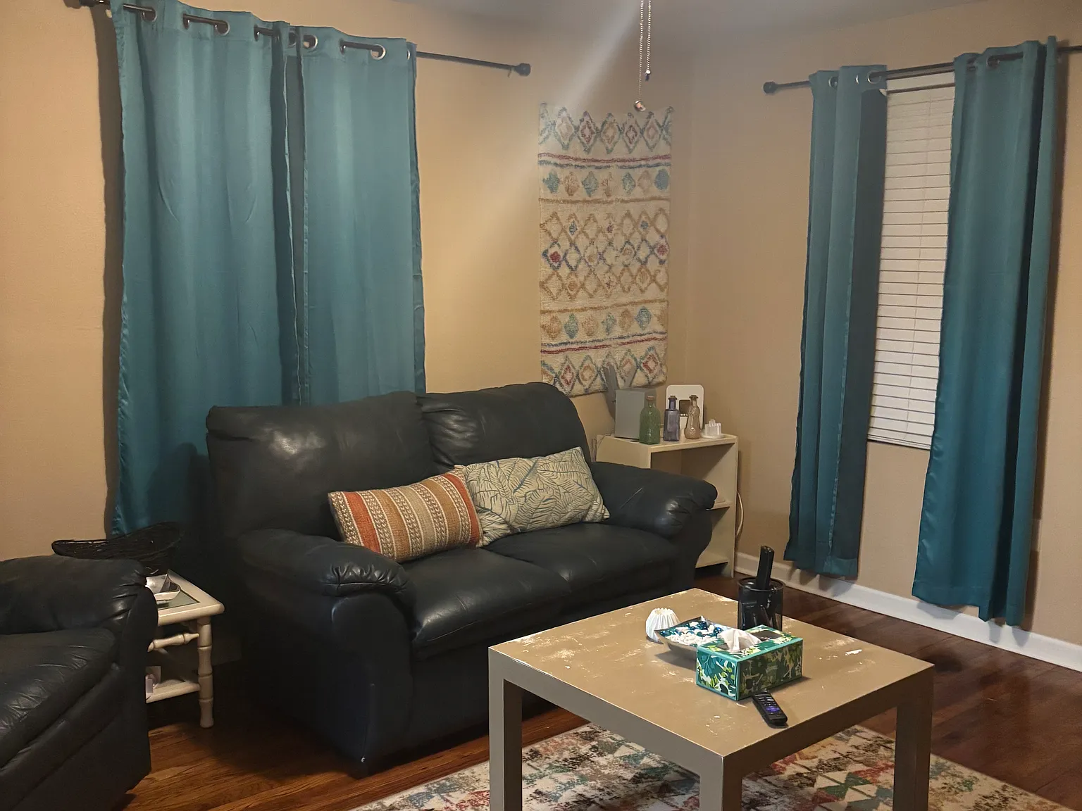 2 bed, 1200 sqft, $1,500 — Photo 2