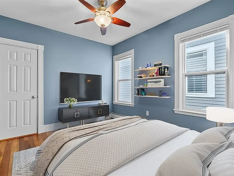 11 Woodlawn St #2 — Photo 4