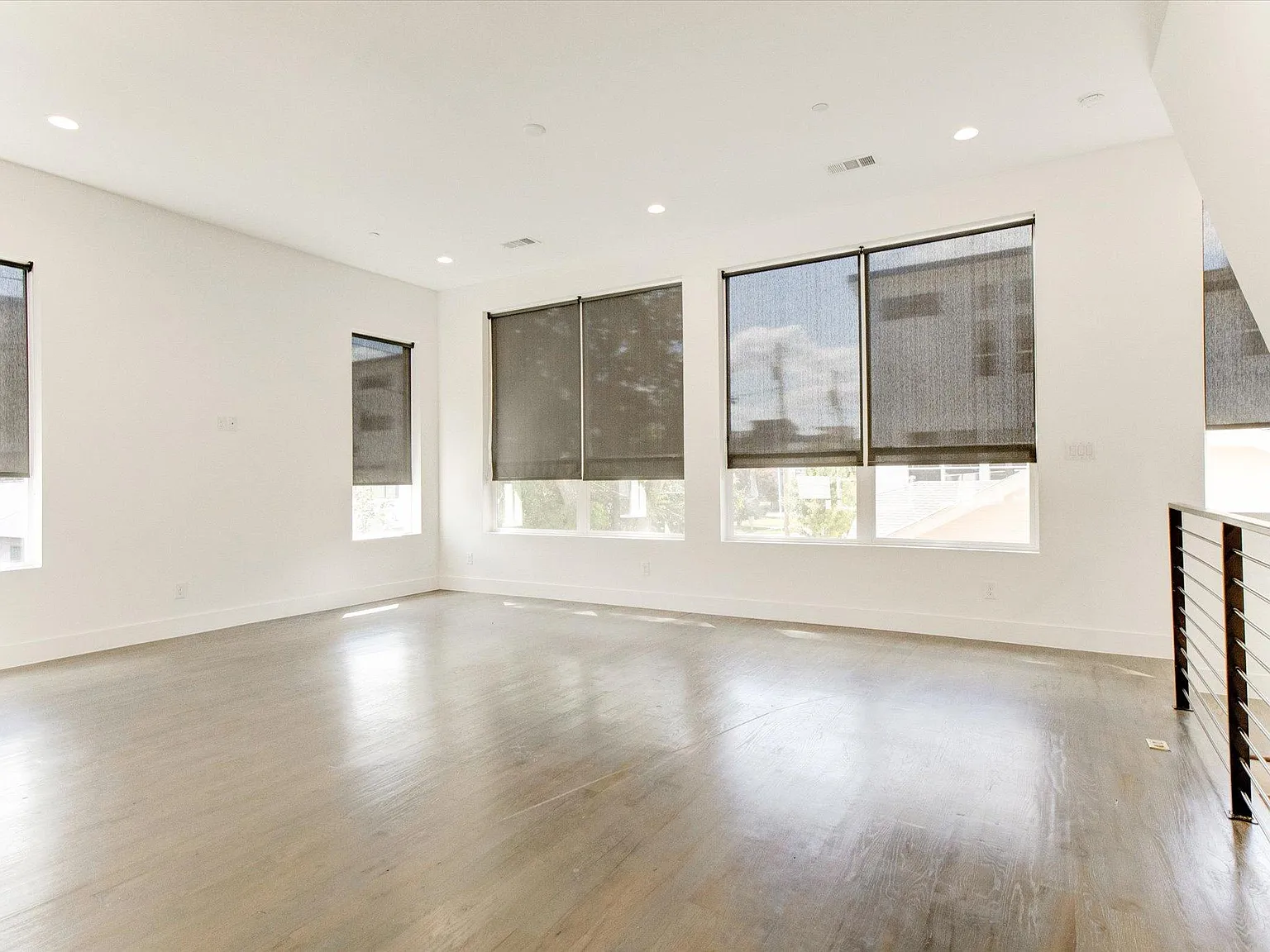 2 bed, 2.5 bath, 1440 sqft, $3,595 — Photo 3