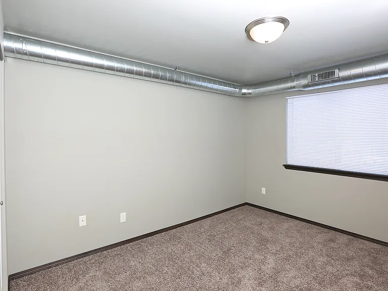 The Commons — Photo 15