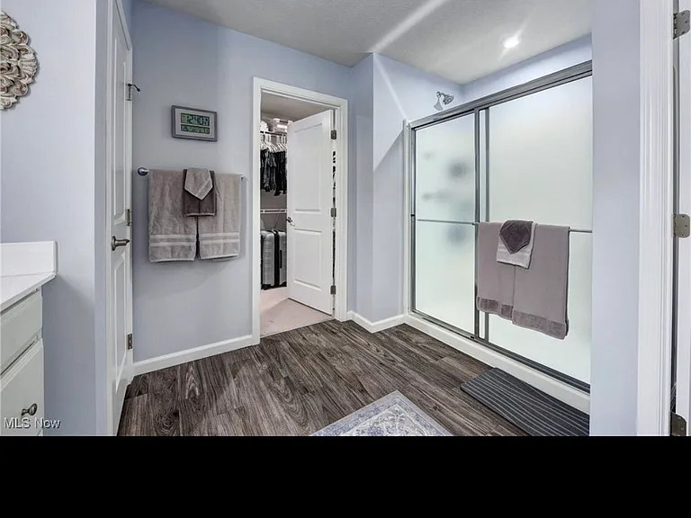9206 Winfield Ln — Photo 15