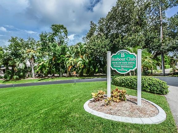 2nd image of 100 Bluff View Dr APT 107B