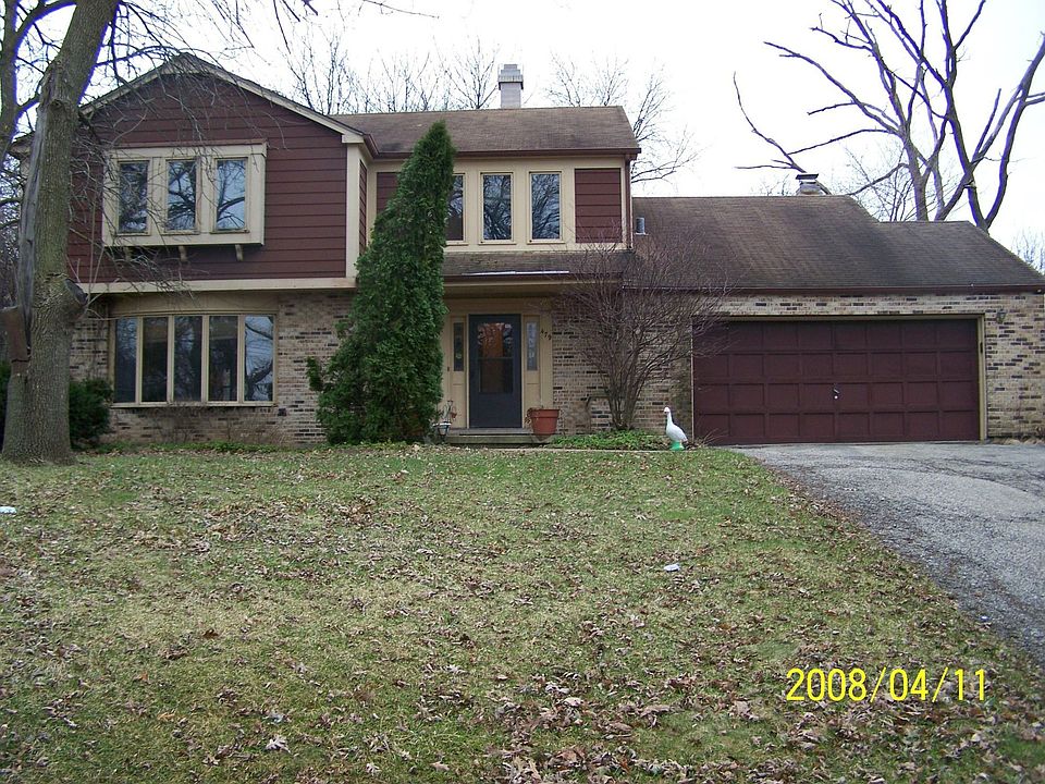 Large 13 Room Home w/basement