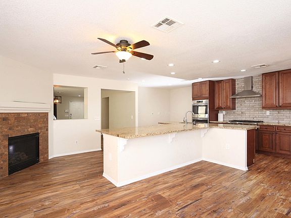 5th image of 45250 Spahn Ln