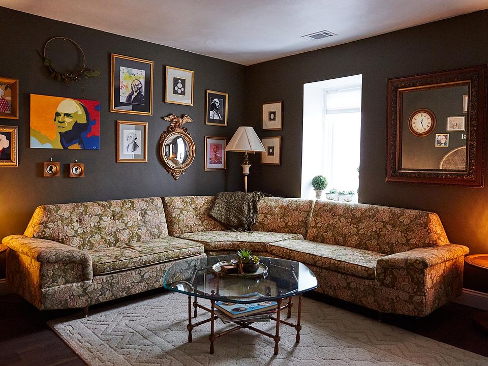 Living room.
