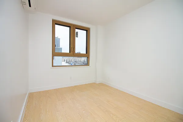 Rented by Oxford Property Group | media 26