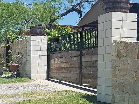 5th image of 6030 Greenwood Dr