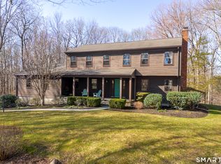 170 Boggs Hill Rd, Newtown, CT 06470