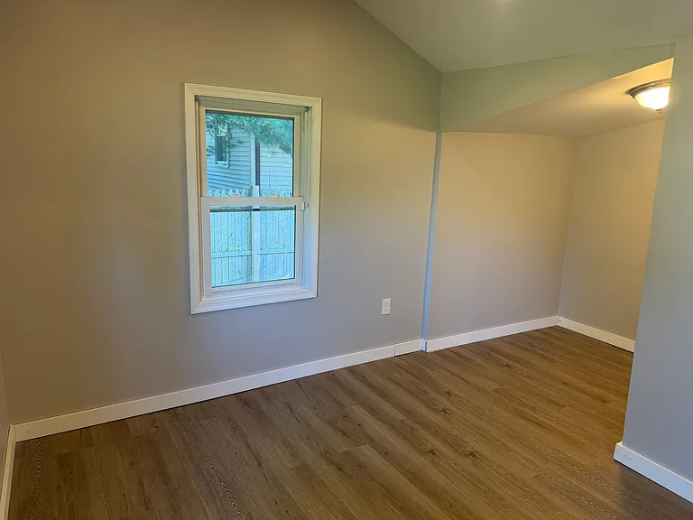 925 Excelsior Ave — Photo 21