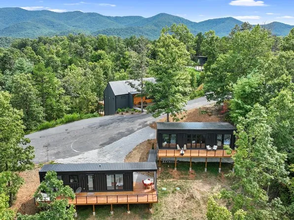 47 That Way, Young Harris, GA 30582