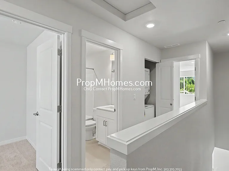 7527 NW Eleanor Ave — Photo 8
