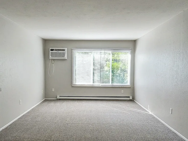 Copper Cove Apartments — Photo 42