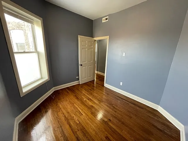 6616 S Wood St #3 — Photo 18