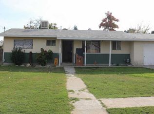 1435 E Alpine Ave, Tulare, CA 93274