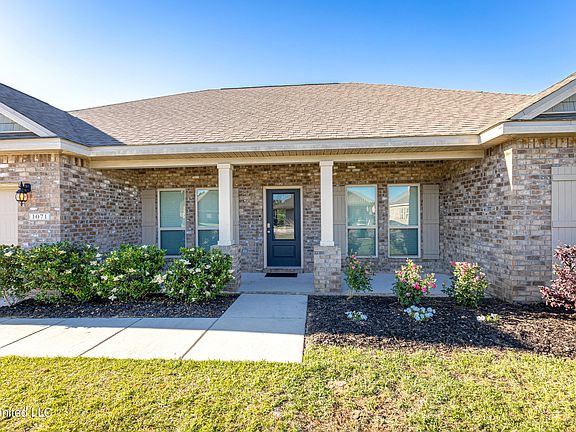 3rd image of 1071 Brackish Pl