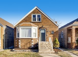 8635 S Kingston Ave, Chicago, IL 60617