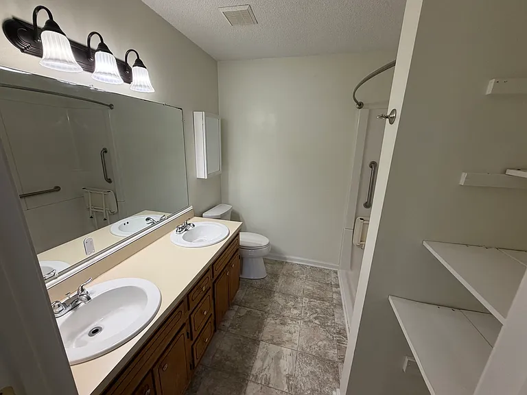 189 Hillcrest Dr — Photo 6