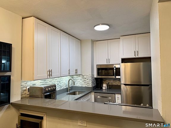 3rd image of 87 Glenbrook Road #2B