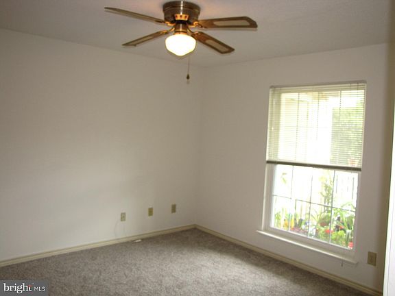5th image of 1504 Lincoln Way APT 401