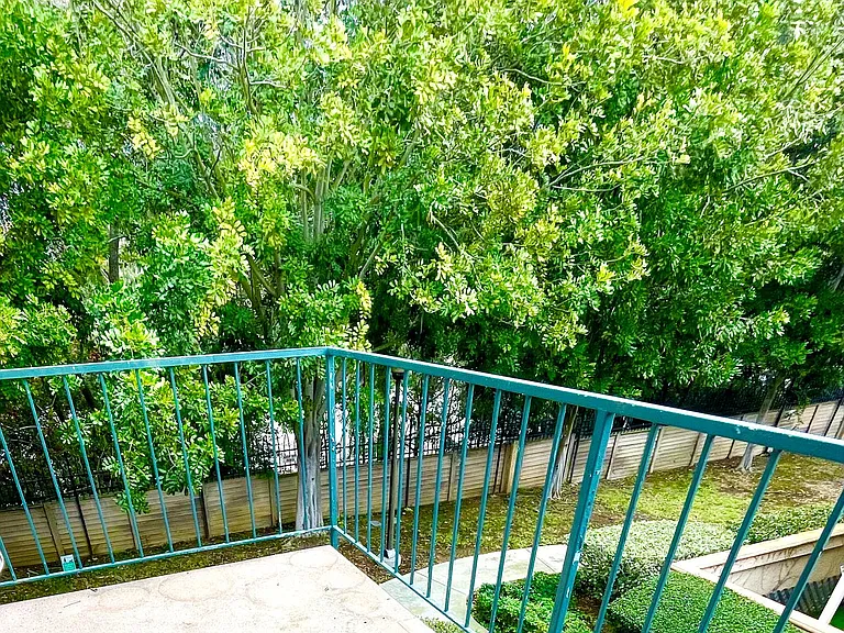 11329 Avenida De Los Lobos #G — Photo 7