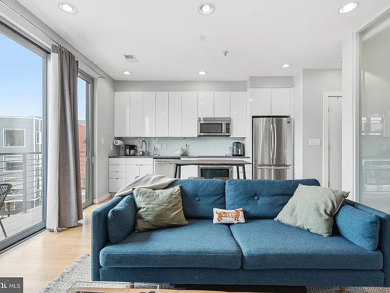435 R St NW #404 — Photo 22