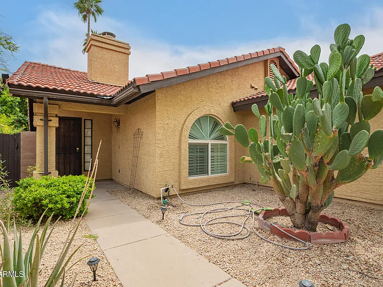 4167 W Gail Dr — Photo 1