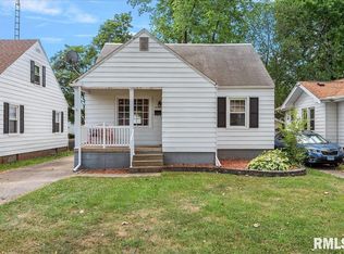 2049 N 7th St, Springfield, IL 62702