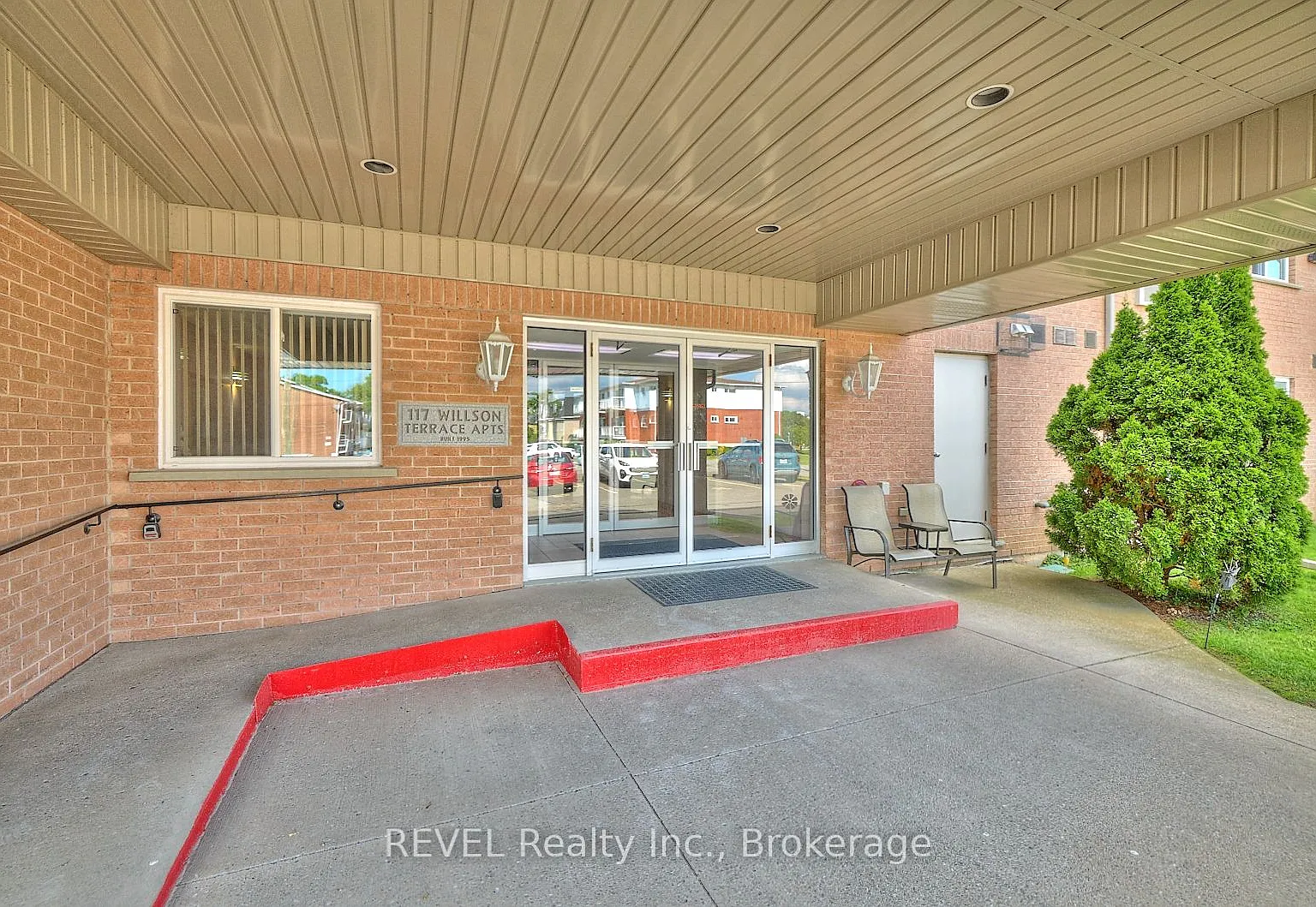 2 bed, $1,850 — Photo 2