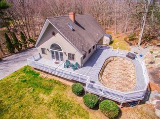145 Kenyon Hill Trl, Richmond, RI 02898
