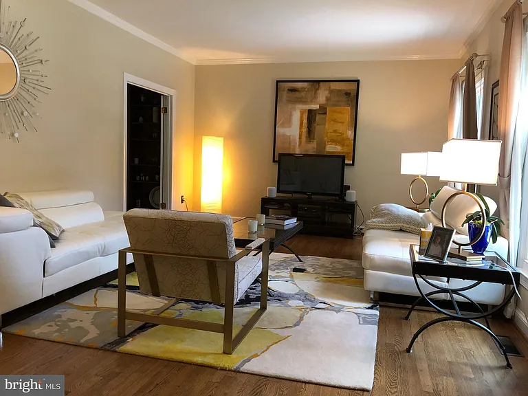 5512 Massachusetts Ave — Photo 3