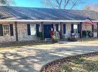 502 NW J St, Stigler, OK 74462
